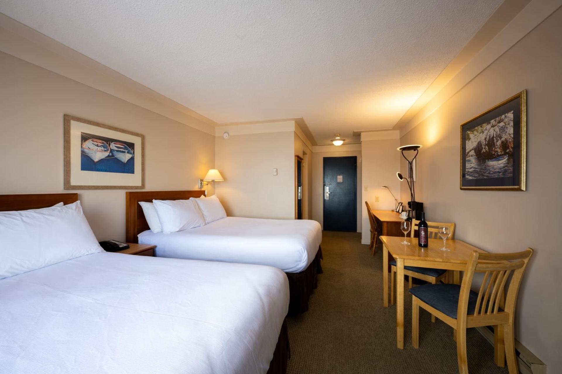 Sidney Waterfront Inn & Suites Exterior photo